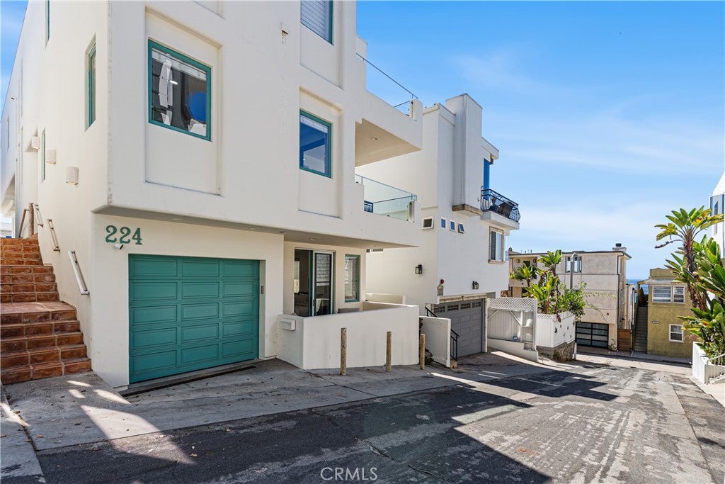 225 28th Street