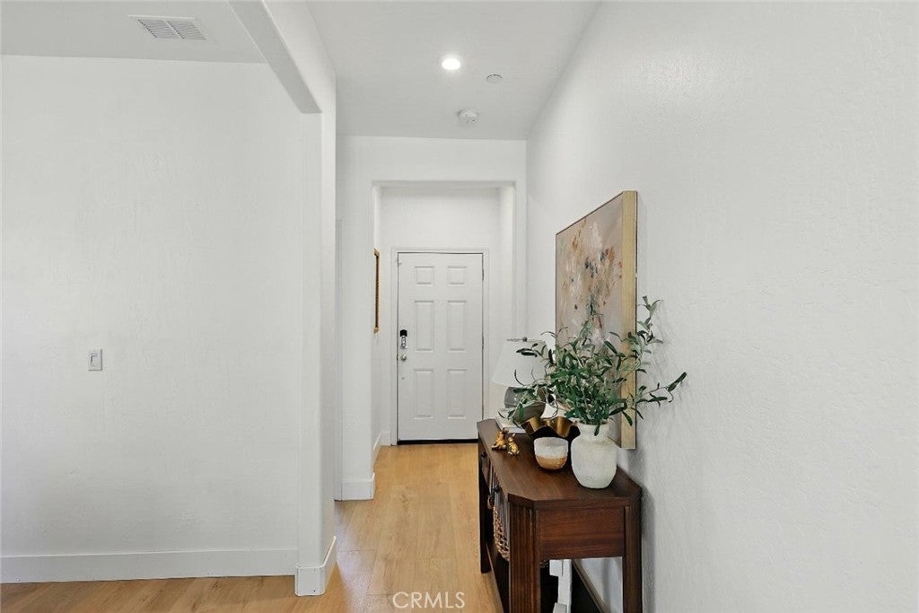 1985 Alma Court