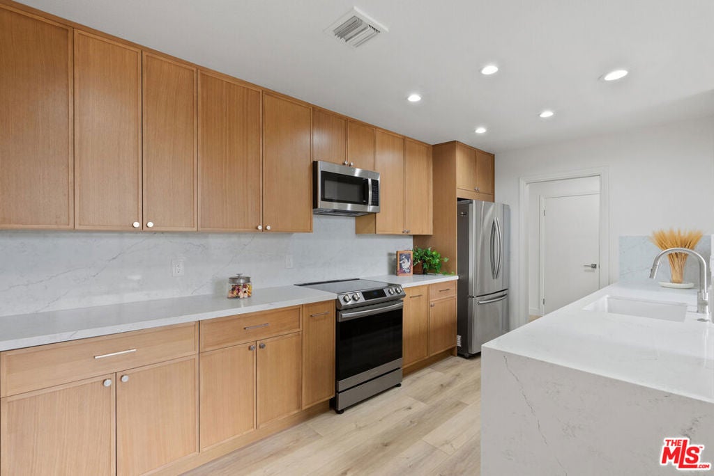 Photo of 1880 Veteran Avenue #306, Los Angeles, CA 90025 (MLS # 26845699)