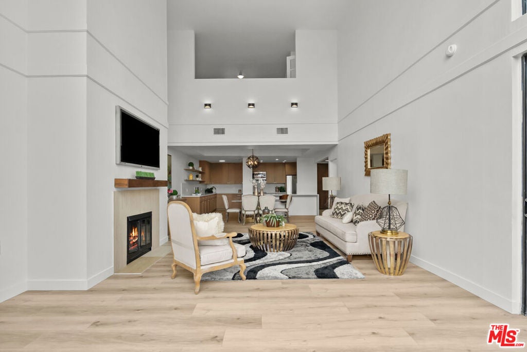 1880 Veteran Avenue 306, Los Angeles CA 90025