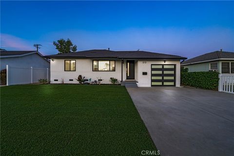 212 Oak Place Brea CA 92821