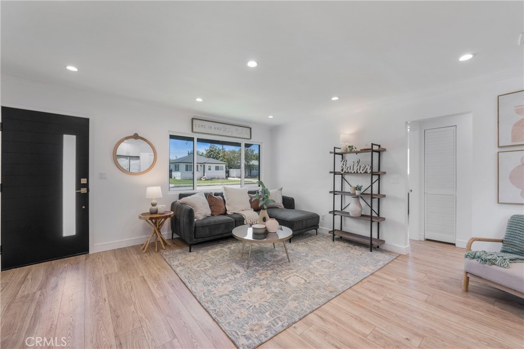 212 Oak Place