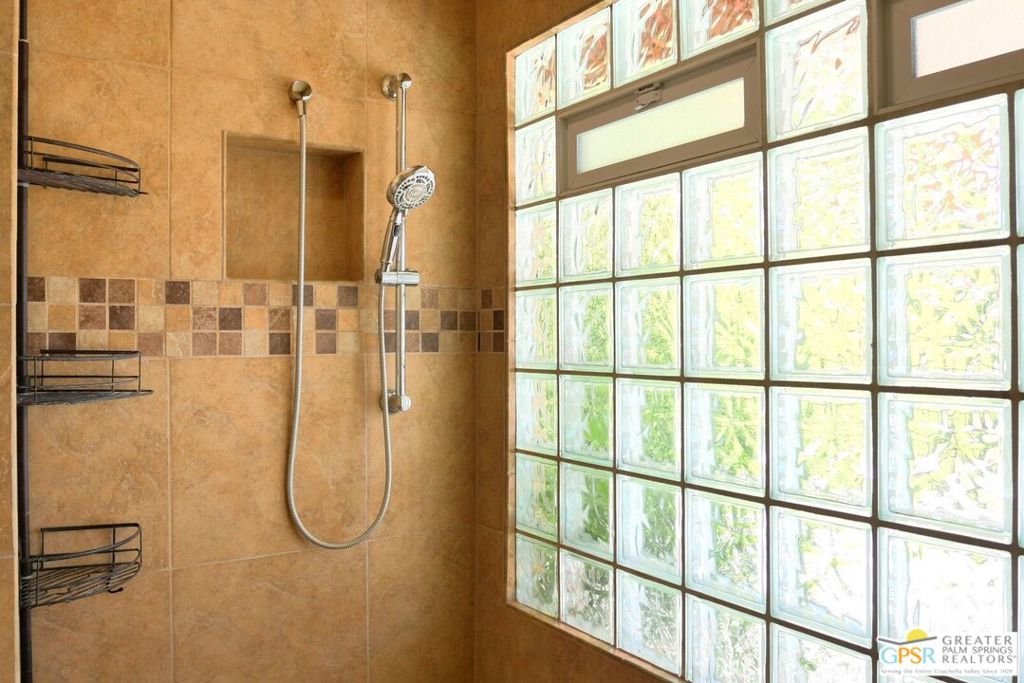 Date Palm Estates - Residential Lease