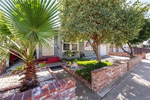 Photo of 5824 Heliotrope Ave, Maywood, CA 90270 (MLS # WS26004460)