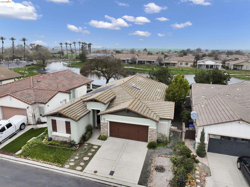 342 Desert Forest Ct