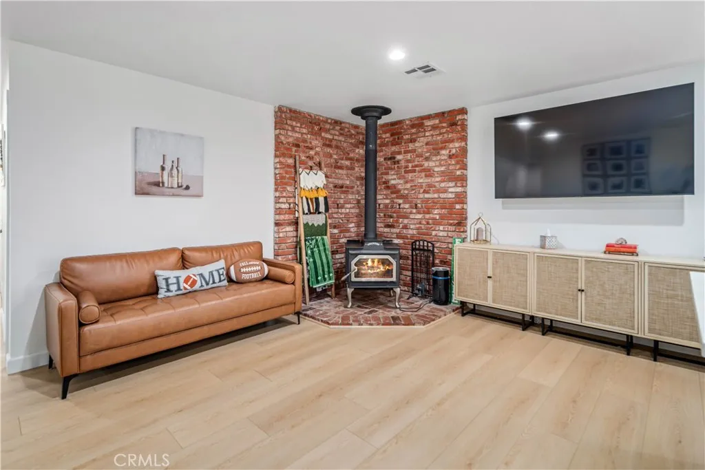 Lancaster, California 93536, United States, 4 Bedrooms Bedrooms, ,2 BathroomsBathrooms,Residential,Active,201307