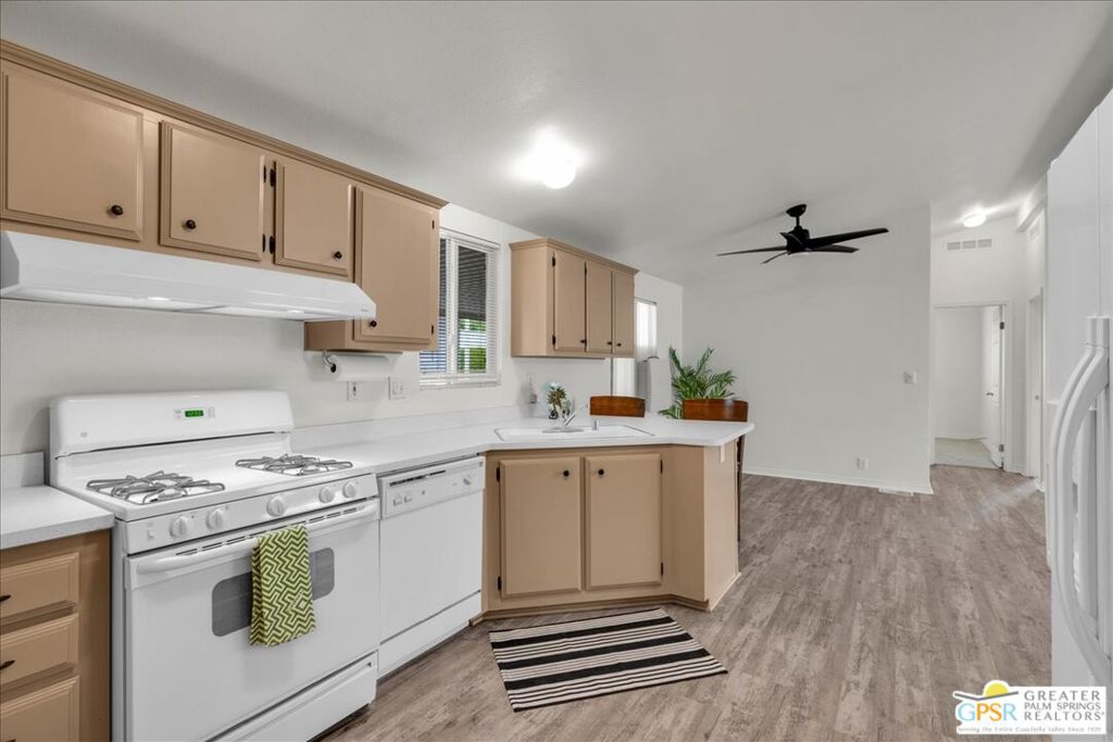 15300 Palm Drive 127