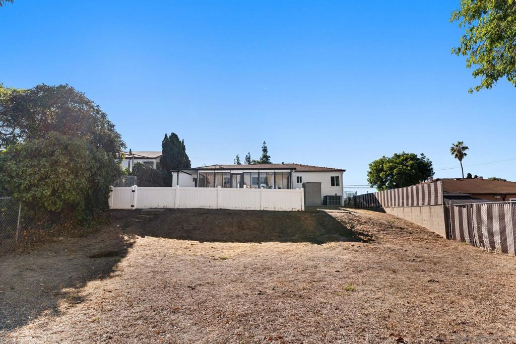 Paradise Hills - Residential