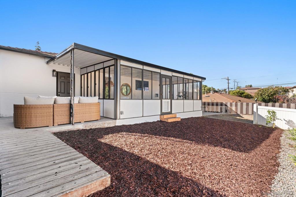 Paradise Hills - Residential