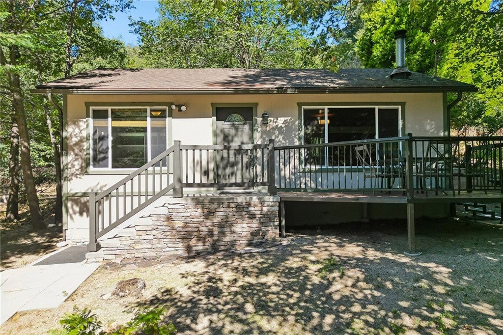 6028 Lake