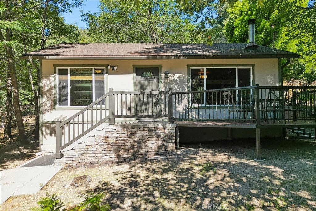 6028 Lake