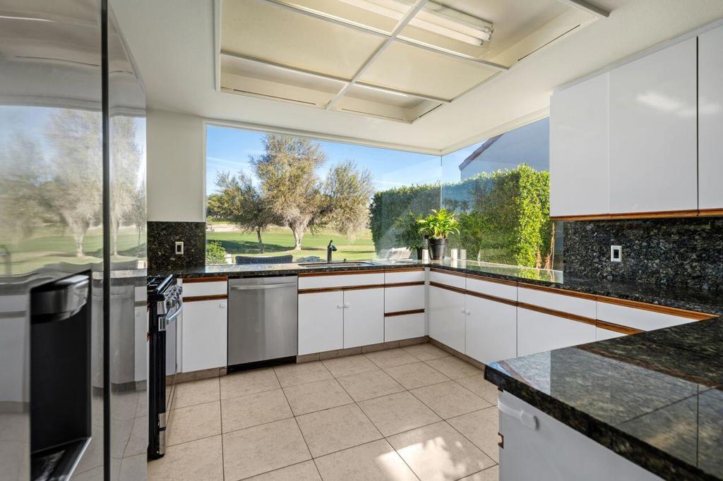 6 Pebble Beach Drive