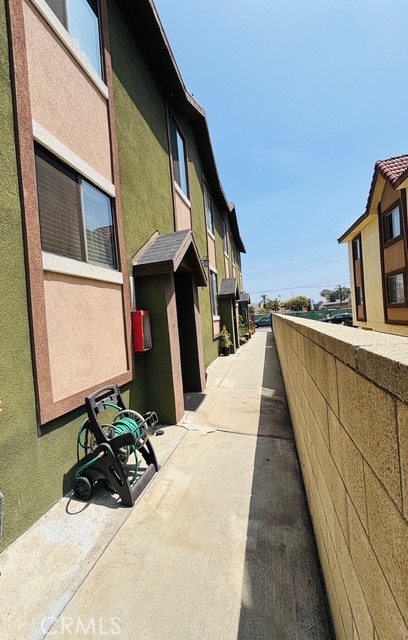 215 S 5th Street
