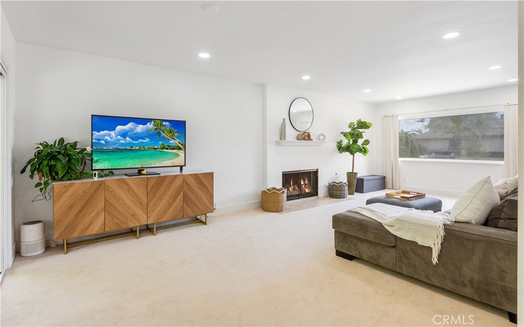 Photo of 27655 Avenida Del Mesa, Rancho Palos Verdes, CA 90275 (MLS # SB26080684)