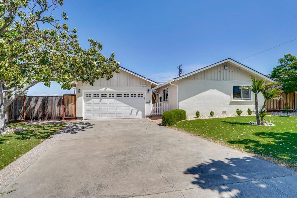 Photo of 5004 Alan Avenue, San Jose, CA 95124 (MLS # ML82043399)