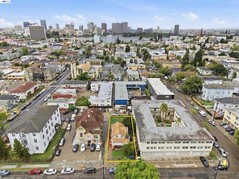 Photo of 1625 7th ave Ave, Oakland, CA 94606 (MLS # 41131476)