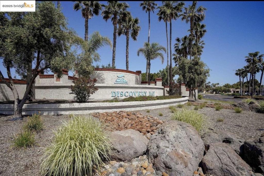 DISCOVERY  BAY - Residential