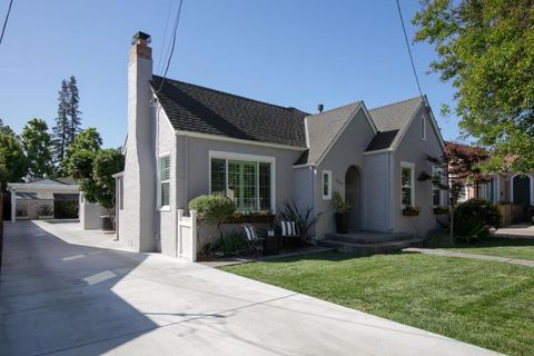 Photo of 964 Minnesota Avenue, San Jose, CA 95125 (MLS # ML82046606)