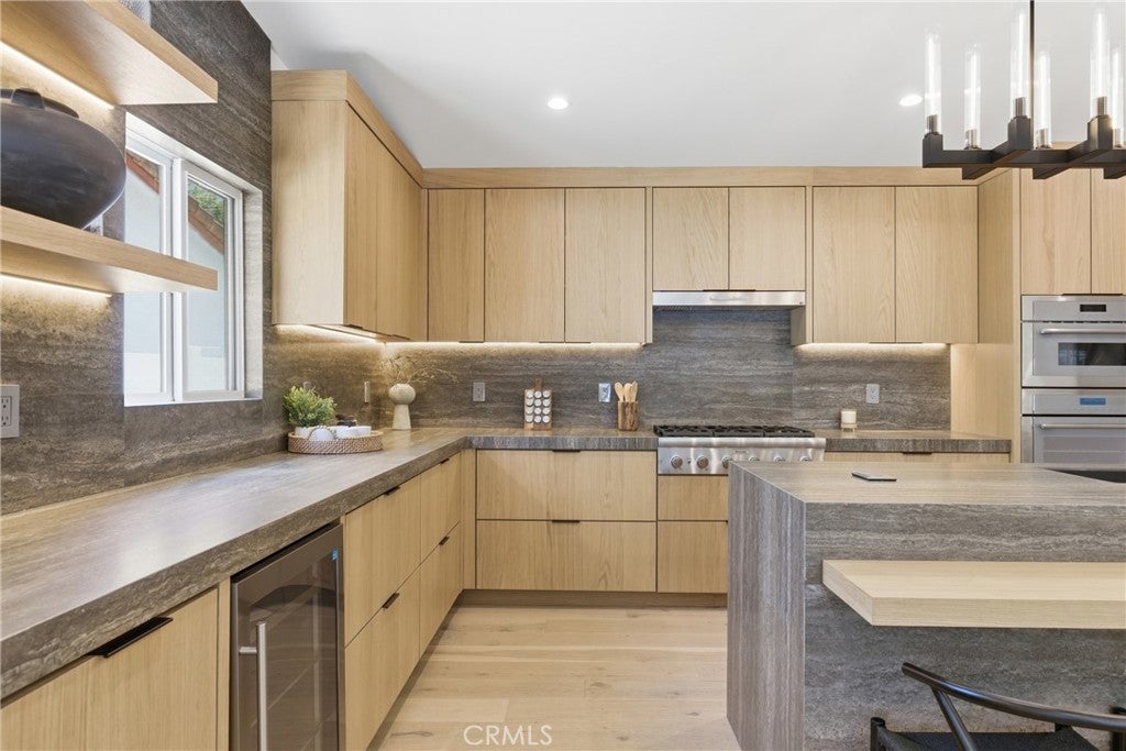 Photo of 5016 Rubio Avenue, Encino, CA 91436 (MLS # SR26087130)