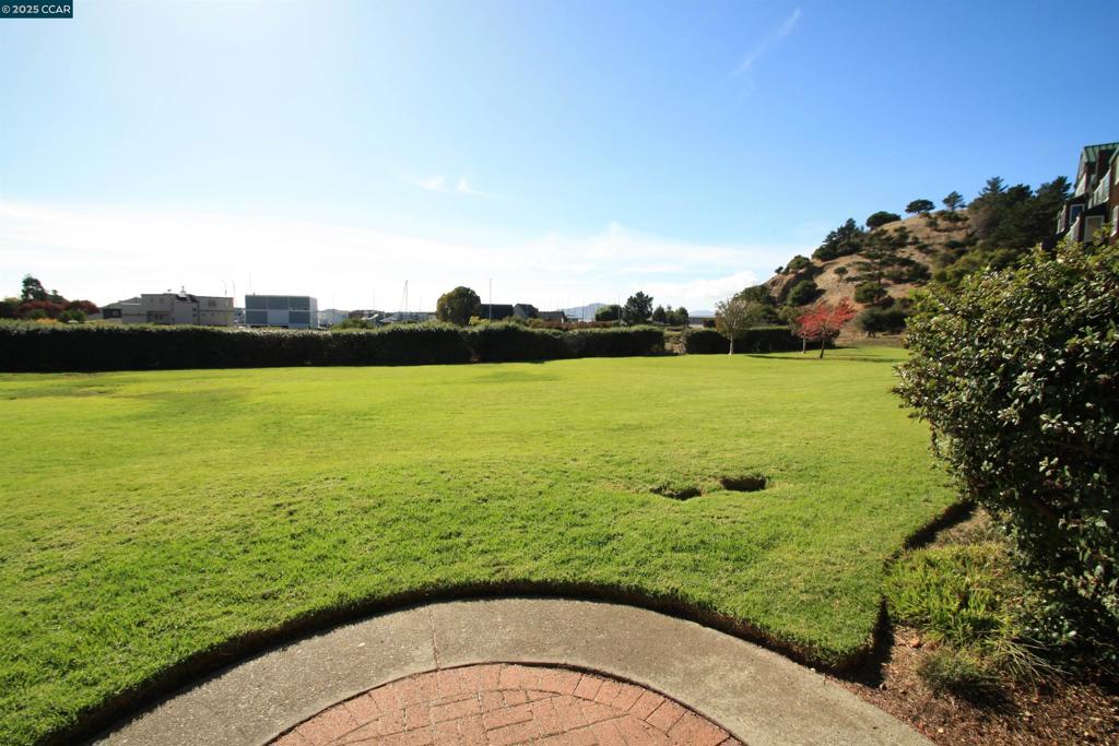 BRICKYARD LANDNG - Residential