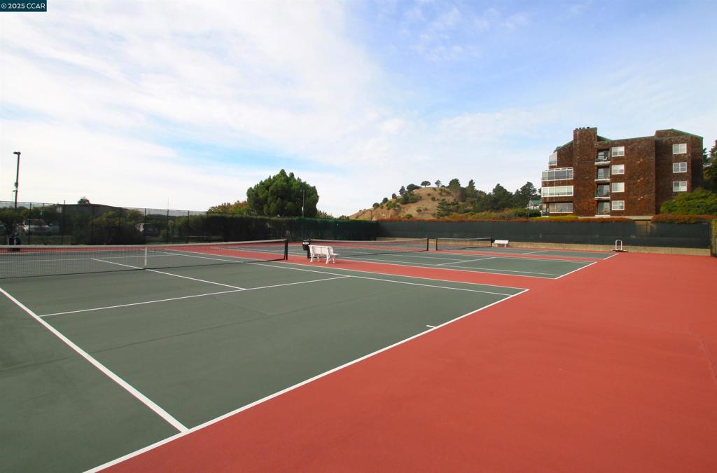 BRICKYARD LANDNG - Residential