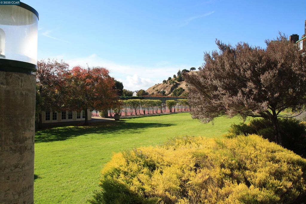 BRICKYARD LANDNG - Residential