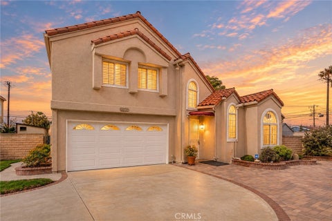 Photo of 16511 Newland Street, Huntington Beach, CA 92647 (MLS # OC26196942)