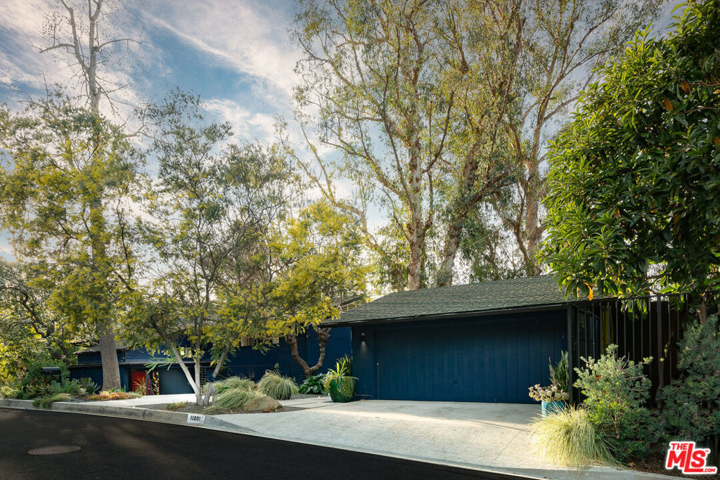 Properties 3 11801 Brookdale Lane