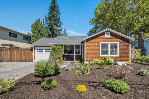 Photo of 1131 King Street, Redwood City, CA 94061 (MLS # ML82061010)