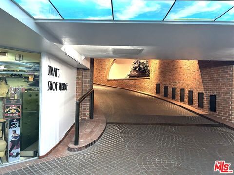 Photo of 421 N Rodeo Drive #P1 JS, Beverly Hills, CA 90210 (MLS # 25627601)