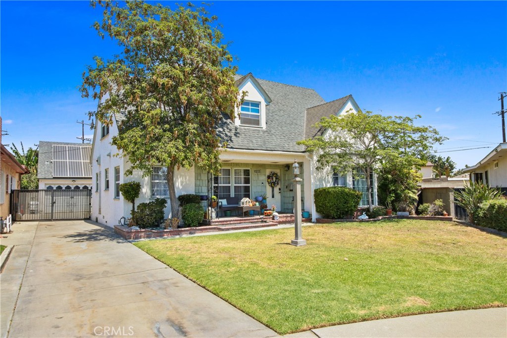Welcome to a spacious 4-bedroom, 3-bath home nestled on a quiet cul-de-sac in the beautiful city of Lynwood. With over 2,350 sq ft of living space and a large 6,965 sqft lot, this two-story home offers comfort, charm, and plenty of potential. Inside, you'll find two separate living areas including a main home (3 bed / 2 bath) and an additional private bedroom with its own kitchenette and bathroom. Classic details like hardwood floors and large windows add character throughout. Enjoy eco-friendly living with a PAID-OFF solar system, recently updated kitchen, newer A/C unit, plus a detached 2-car garage and ample parking. The generous backyard offers room for entertaining, gardening, and/or future expansion.
Located in a quiet, well-established neighborhood near schools, parks, and major freeways, this is a fantastic opportunity to call this place your home. Don't miss your chance — schedule a private showing today!