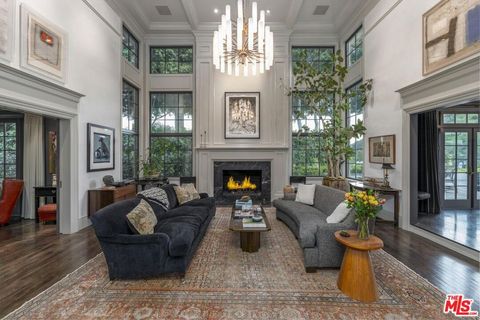 Photo of 7171 Chelan Way, Los Angeles, CA 90068 (MLS # 26663967)