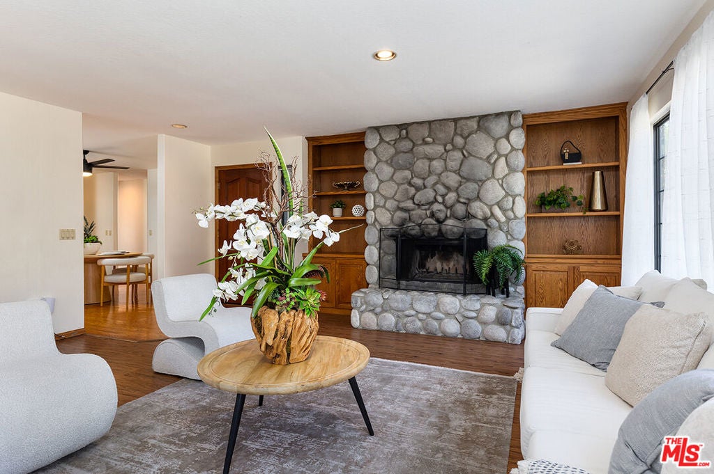 10029 Sage Hill Way
