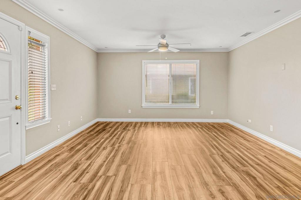 10401 Caminito Rimini