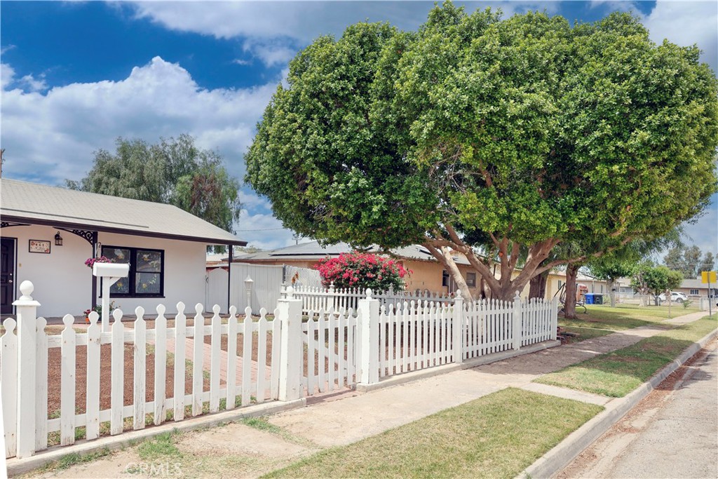 461 N Palm Drive