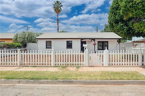 Photo of 461 N Palm Drive, Blythe, CA 92225 (MLS # IV26089357)