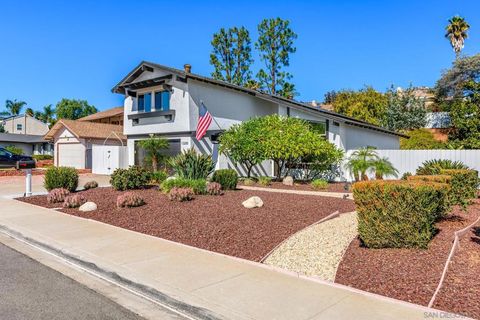 Photo of 13330 Canyon Back Ln Ln, Poway, CA 92064 (MLS # 250042808SD)