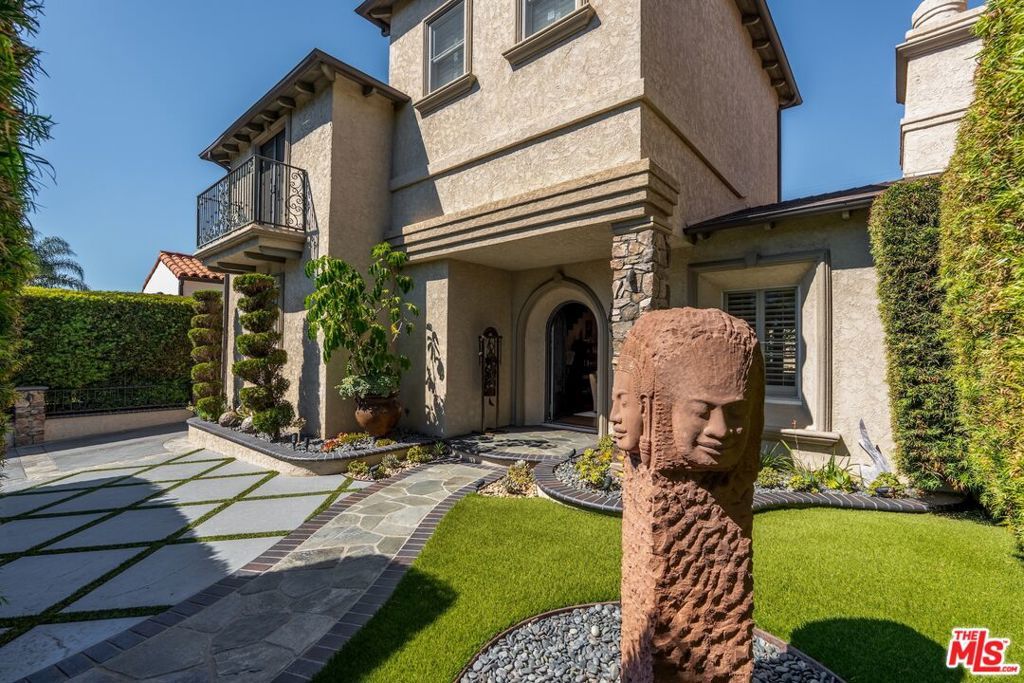 Photo of 6657 W 5th Street, Los Angeles, CA 90048 (MLS # 25584839)