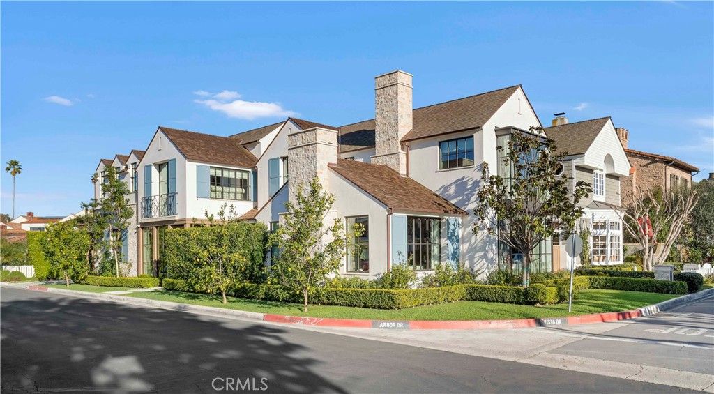 Photo of 2571 Vista Dr, Newport Beach, CA 92663 (MLS # NP26014287)