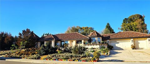 Photo of 111 Vista Dr, Arroyo Grande, CA 93420 (MLS # NS25260500)