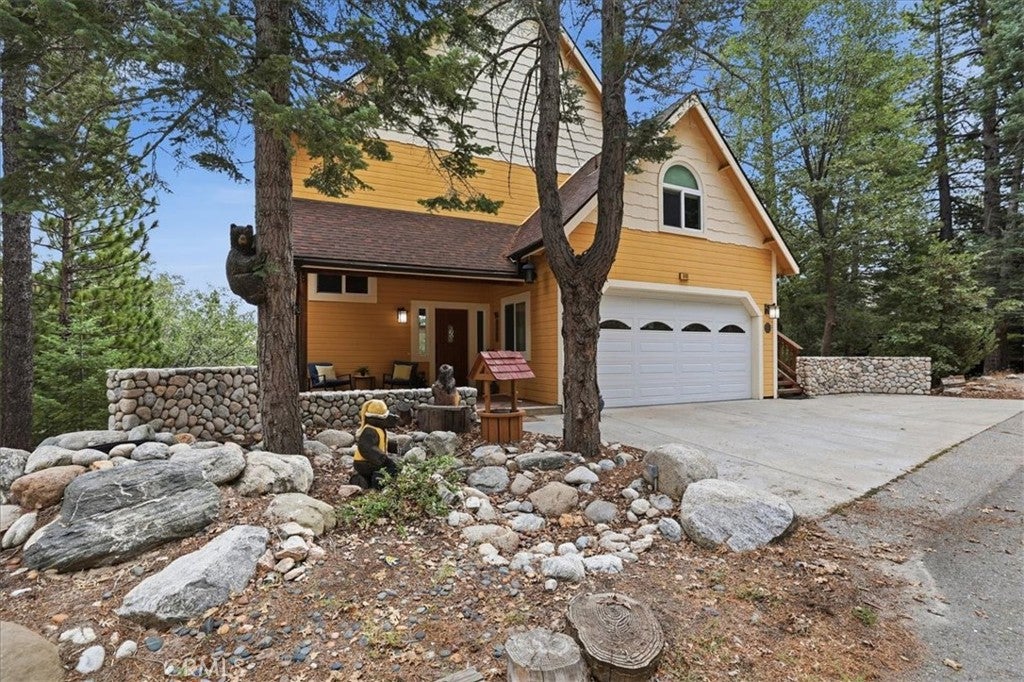 649 Sutter