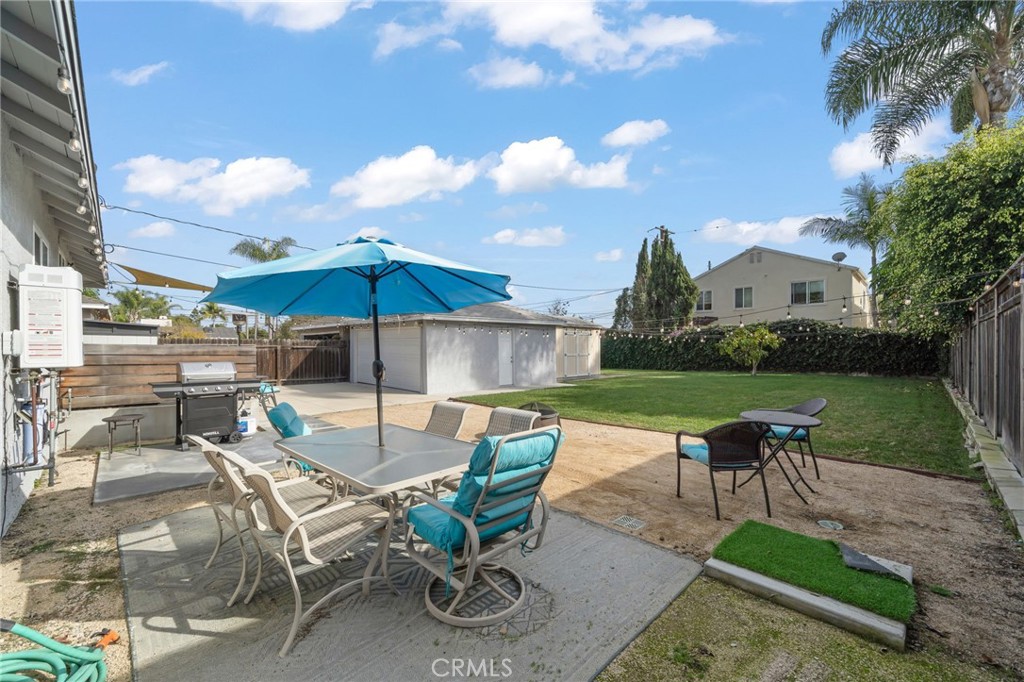 2580 Westminster Avenue