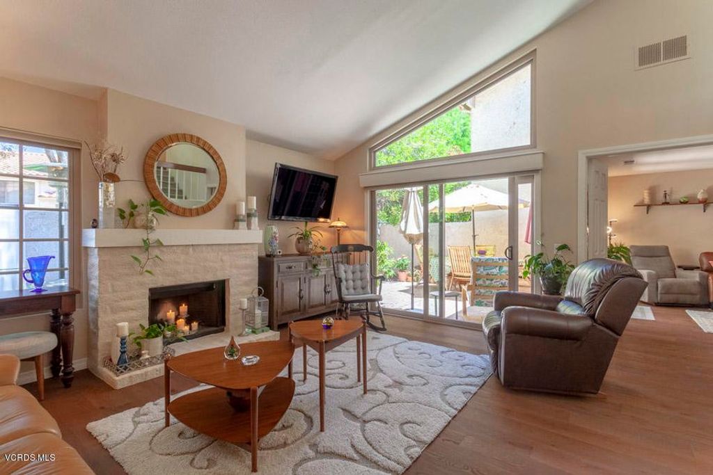 listing image 130728734385224878269