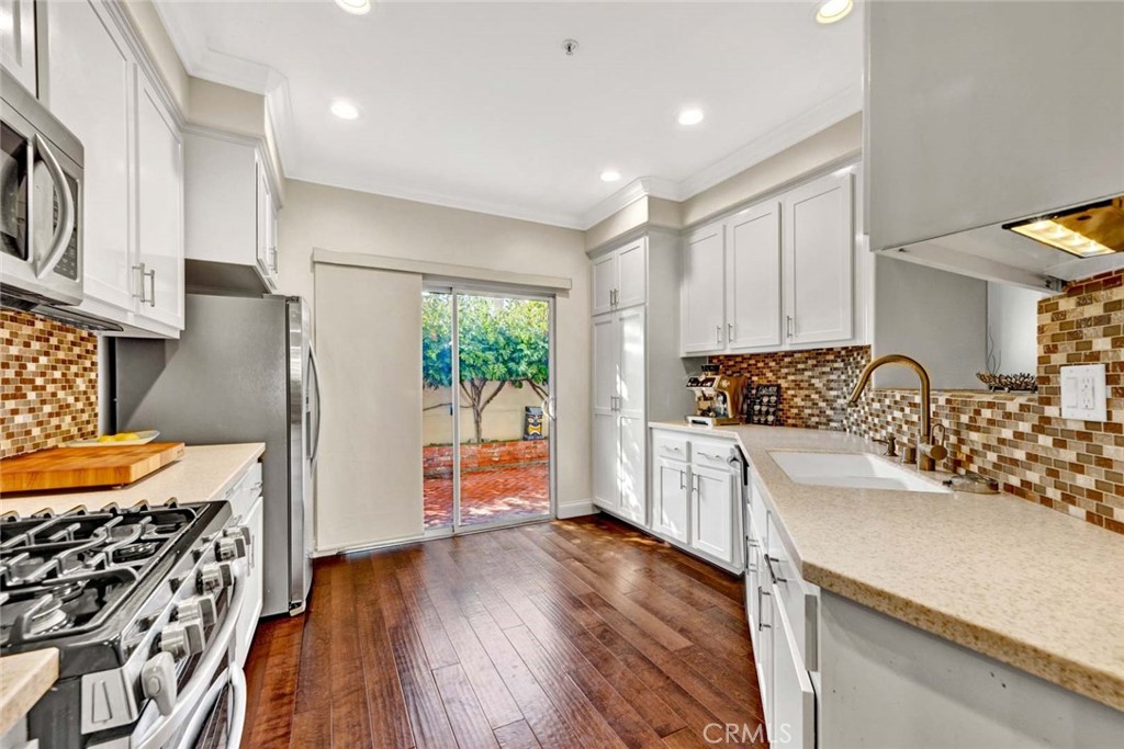 Ventana (VENT) - Residential