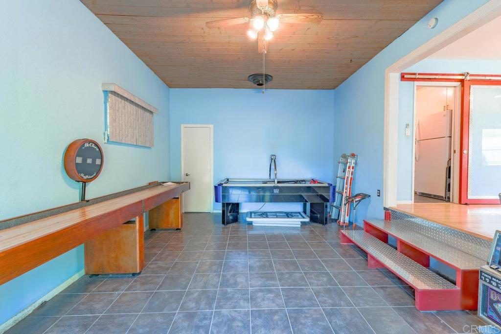 1518 Olivewood Lane