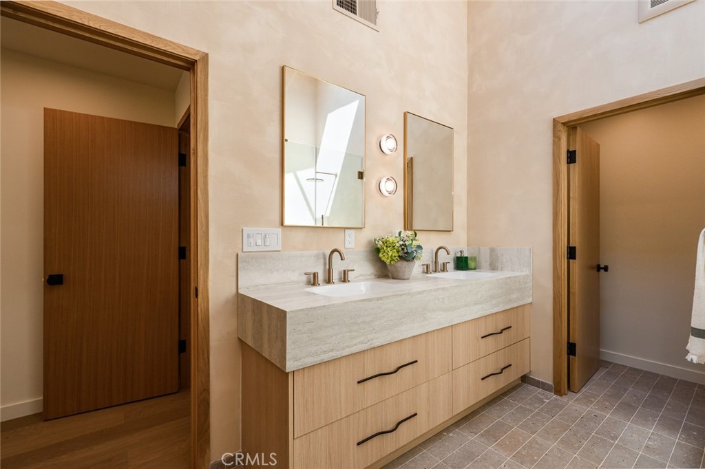 5 Maritime, Corona Del Mar CA 92625 - Photo 19