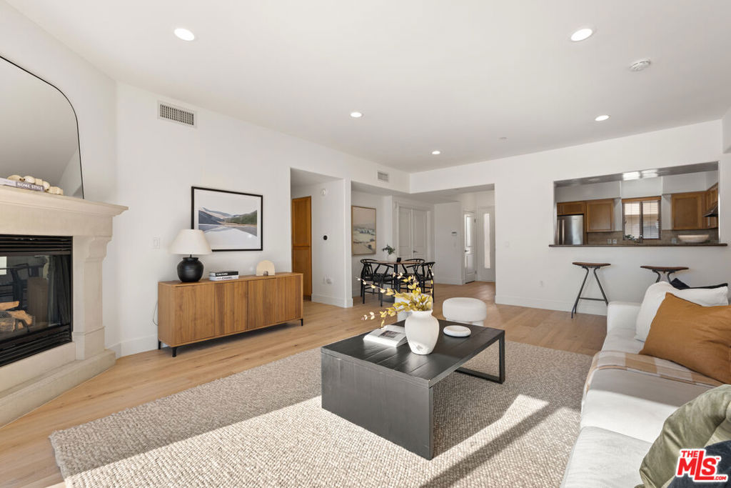 8238 W Manchester Avenue 405