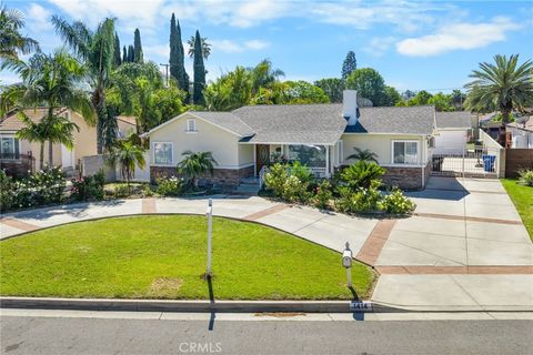 Photo of 1414 E Thackery St, West Covina, CA 91791 (MLS # WS26055238)