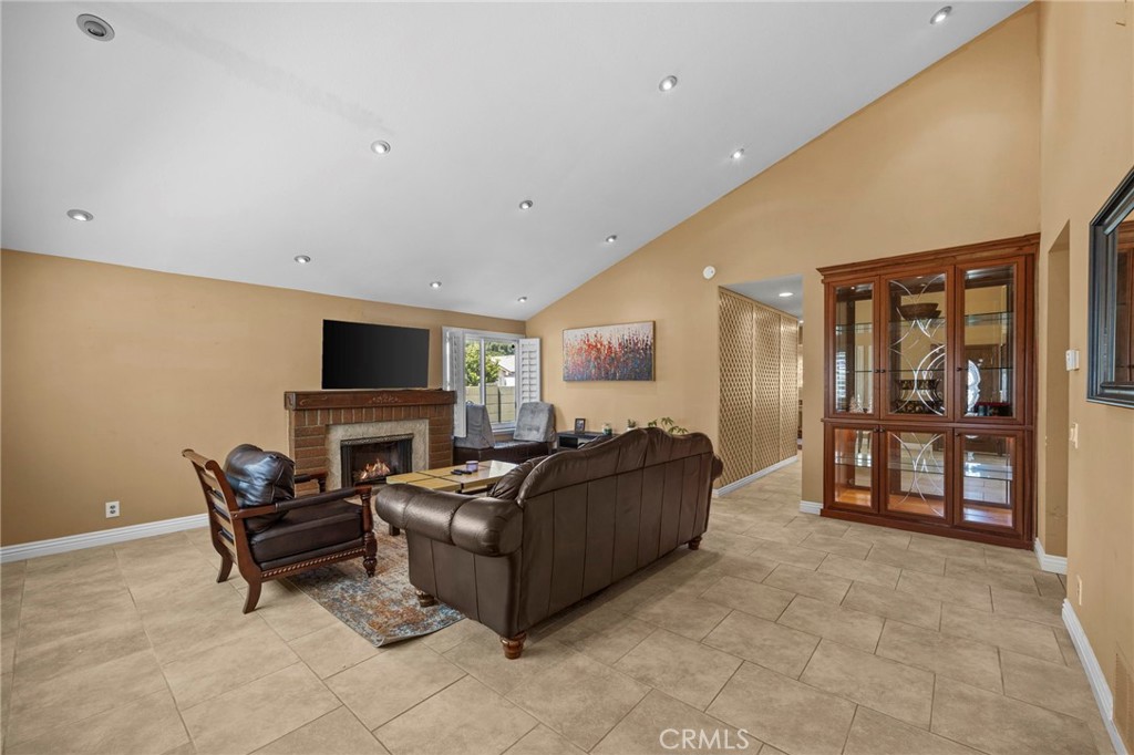 19518 Nancy Cir.
