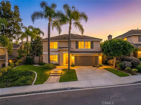 Photo of 6 Las Pisadas, Rancho Santa Margarita, CA 92688 (MLS # OC26061613)